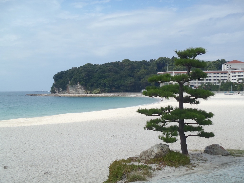 Seaside, Beach & Hot Spring – White Sands