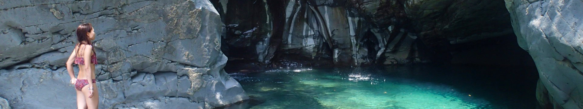 Deep Mountain Waterfall Swimming – Shikoku