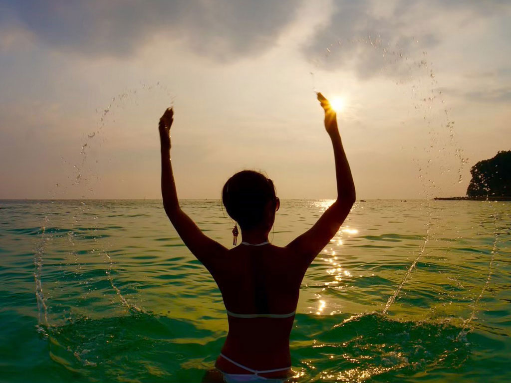 unbeaten-japan-tours-sunset-beach-vibes Japan Nature Tour - Wakayama Beach